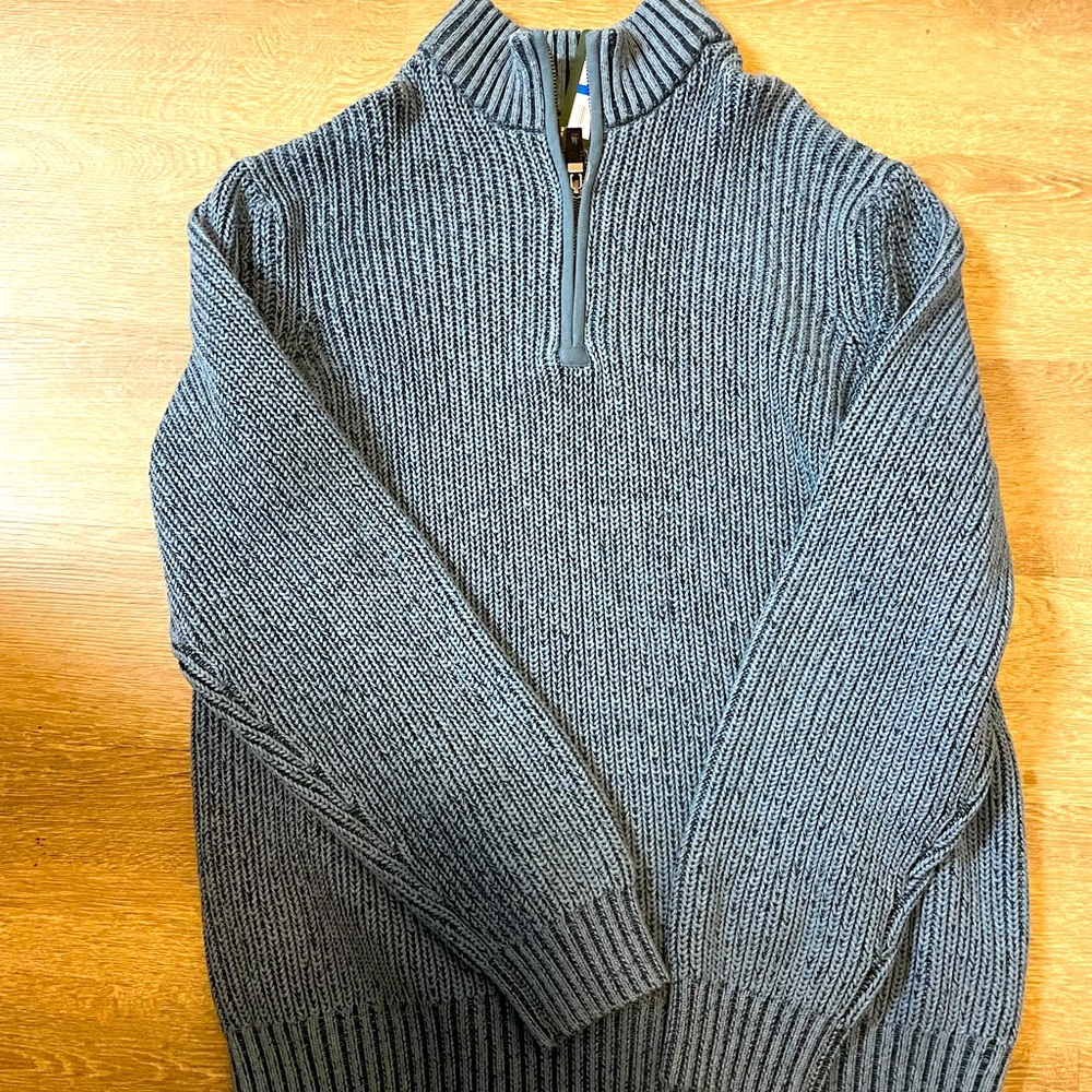 Men’s knitted slate blue zip up sweater